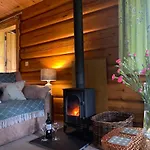 Log Village Hytte Ulverston