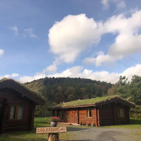 Log Village بيت خشبي *