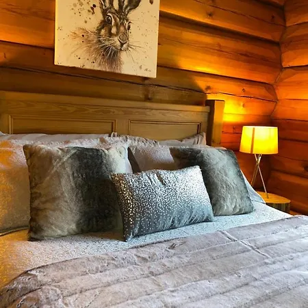 Lodge Log Village *